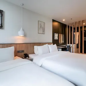 2* Hotel Gray 193